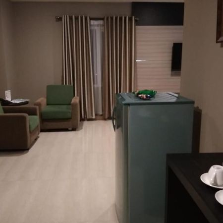 Hotel Olive Tangerang Kamer foto